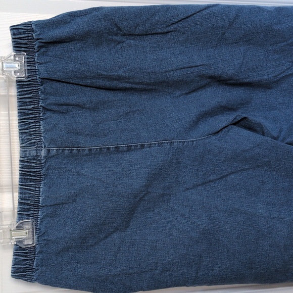 Croft & Barrow Pull On Jeans - 16W - Picture 4 of 7